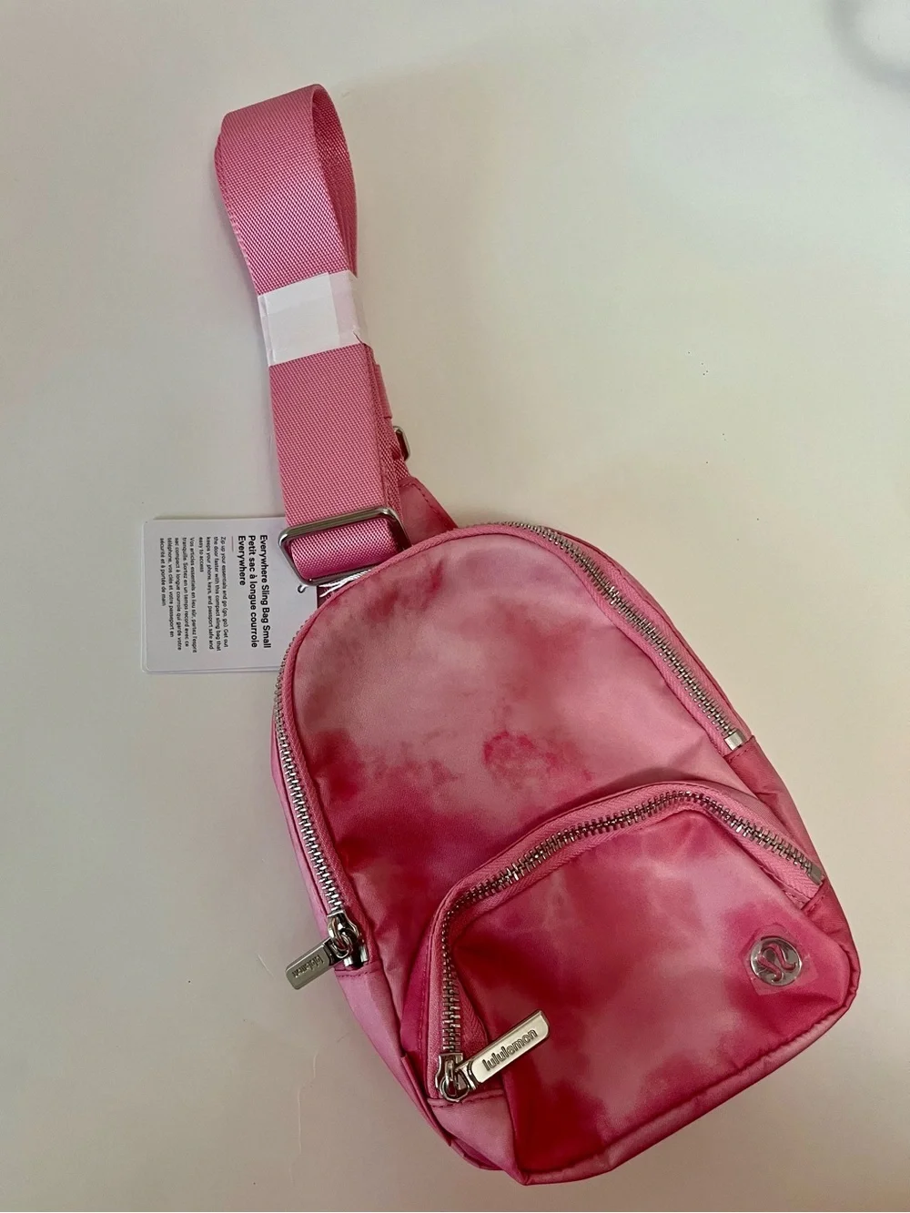 Lululemon Everywhere Sling Bag Small